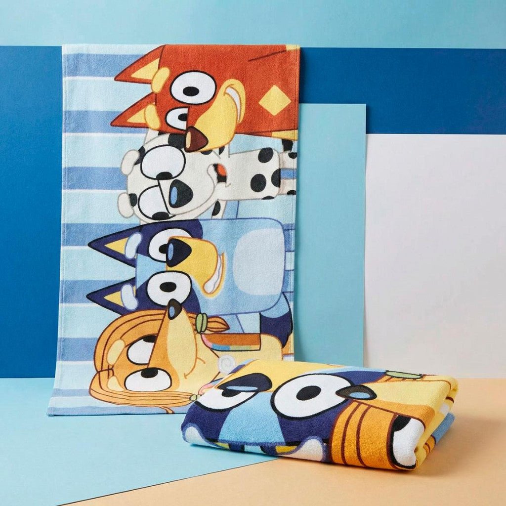 Bluey Happy Moments , ( ) Badetuch für Kinder aus Polyester – 70 × 140 cm