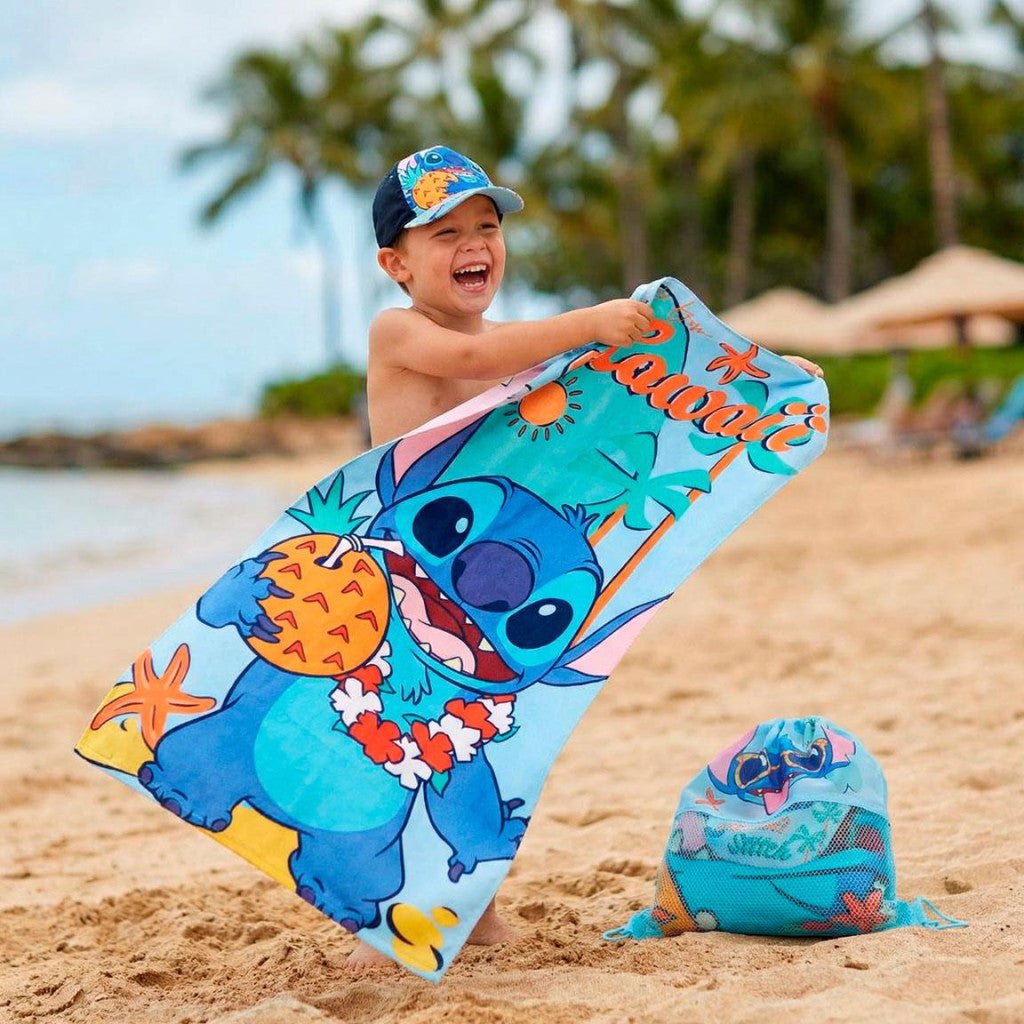 Disney Lilo und Stitch Hawaii -, Turnbeutel- und Baseballkappenset Badetuch-Set für Kinder aus Polyester – 33 × 27 cm
