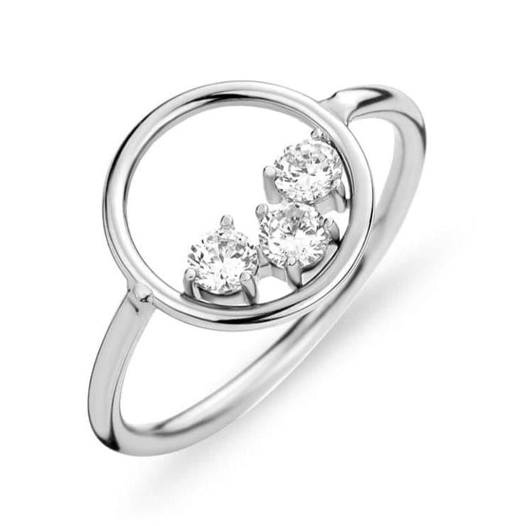 Victoria Silberfarbener Ring mit weißen Steinen